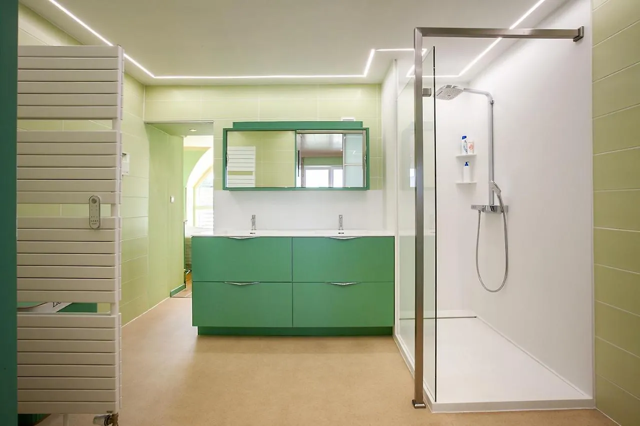Thai Time Wellness Antwerpen Bed & Breakfast